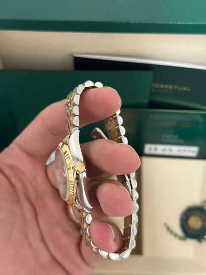 Rolex Steel and Yellow Gold Datejust - 31 MM - Jubilee Bracelet - Fluted Bezel - Mother-of-Pearl Diamond Dial - 278273-0028