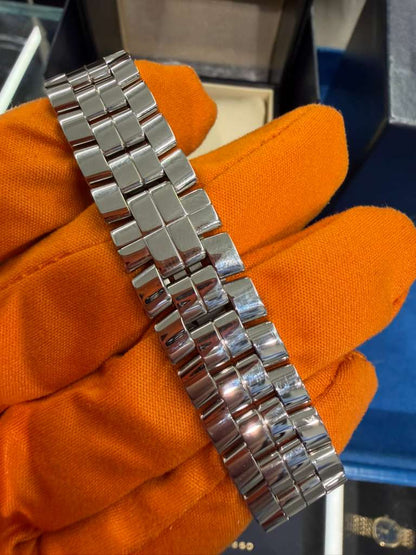Chopard Happy Sport Stainless Steel 33 MM - Stainless Steel Bracelet - Diamomnd Bezel - White Diamond Dial - 278608-3004