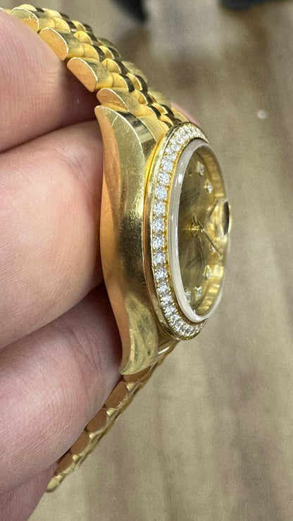 Rolex Lady-Datejust Yellow Gold- 28 MM - President Bracelet - Diamond Bezel - Champagne Diamond Dial - 279138RBR-0023