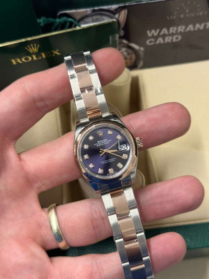 Rolex Lady-Datejust - 28 MM - Oystersteel and Rose Gold - Oyster Bracelet - Smooth Bezel - Purple Diamond Dial - 279161-0016
