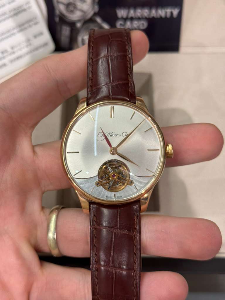 H. Moser & Cie Venturer Tourbillon Dual Time - 41.5 MM - Rose Gold - Silver Dial - Leather Bracelet - 2802-0401