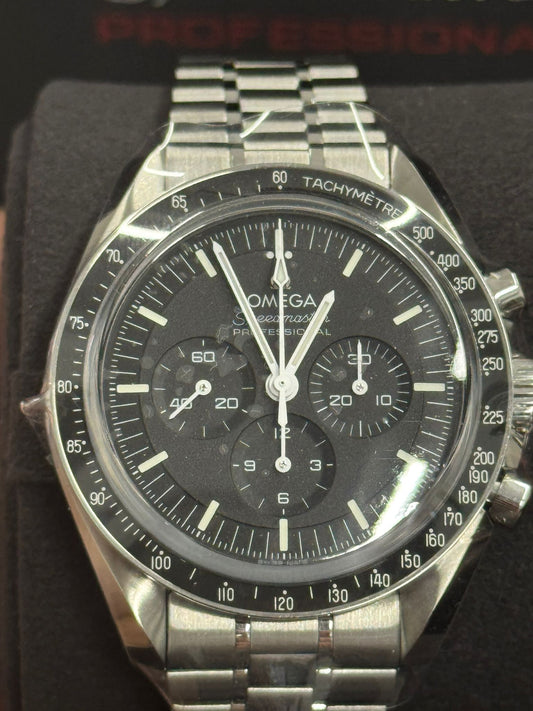 Omega Speedmaster Stainless Steel 42 MM - Stainless Steel Bracelet - Black Dial - 310.30.42.50.01.002