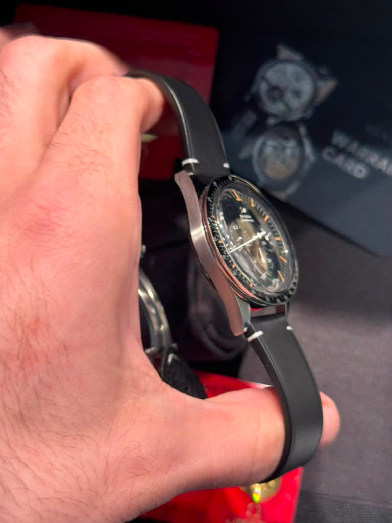 Omega FIRST Omega in Space Speedmaster - Stainless Steel - 39.7 MM - Leather Strap - Black Dial - 310.32.40.50.06.001