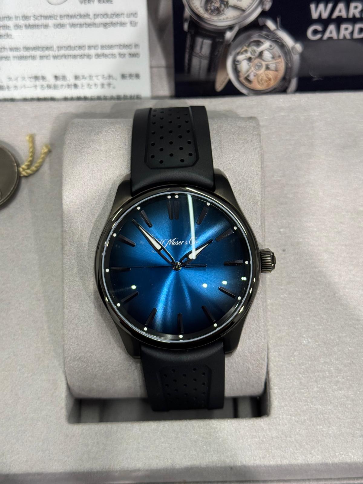 H. Moser & Cie Pioneer Centre Seconds Coated Stainless Steel 43 MM - Black Rubber Strap - Blue Dial - Black Rubber Strap 3200-1205