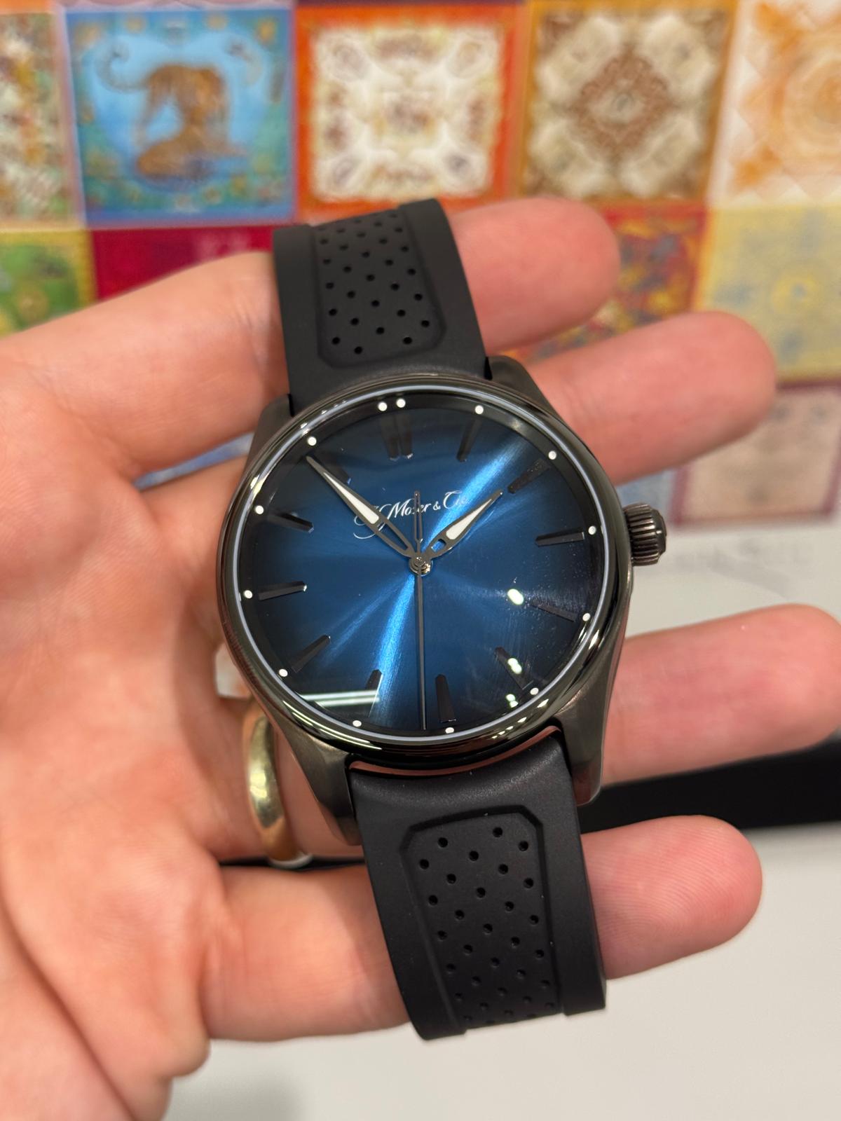 H. Moser & Cie Pioneer Centre Seconds Coated Stainless Steel 43 MM - Black Rubber Strap - Blue Dial - Black Rubber Strap 3200-1205