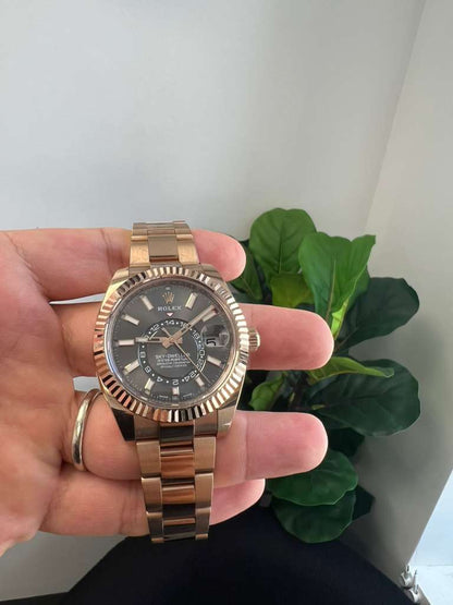 Rolex Sky Dweller - 42 MM - Rose Gold - 326935-0007
