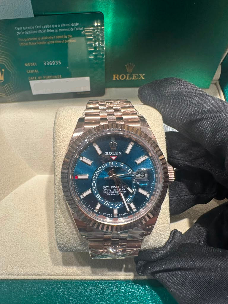 Rolex Sky Dweller - 42 MM - Rose Gold - Blue Dial - 336935-0005