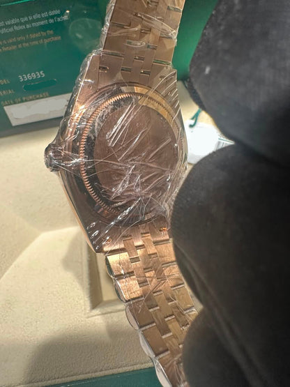 Rolex Sky Dweller - 42 MM - Rose Gold - Blue Dial - 336935-0005