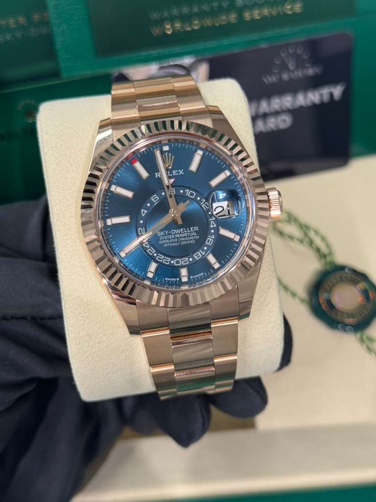 Rolex Sky Dweller - 42 MM - Rose Gold - 336935 bgio
