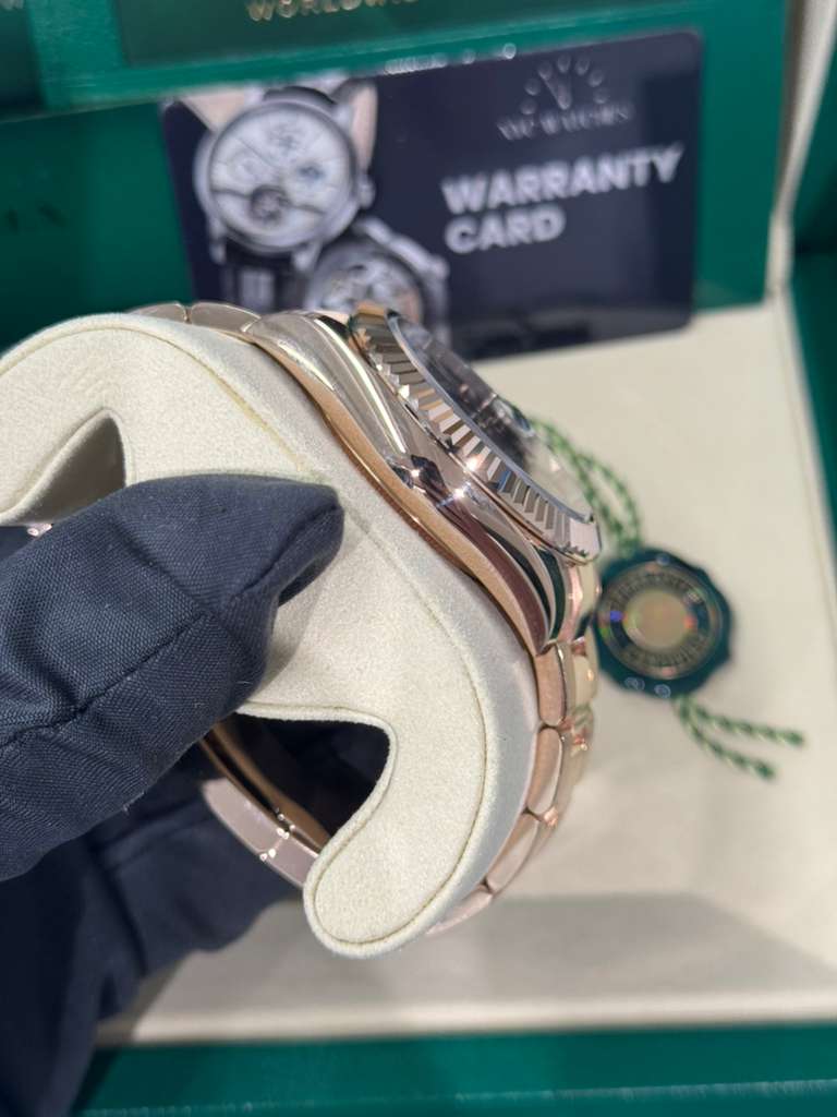 Rolex Sky Dweller - 42 MM - Rose Gold - 336935 bgio