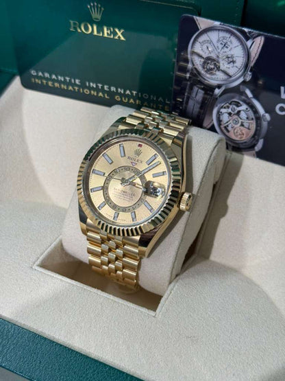 Rolex Sky Dweller - 42 MM - Yellow Gold - Champagne Dial - 336938-0004