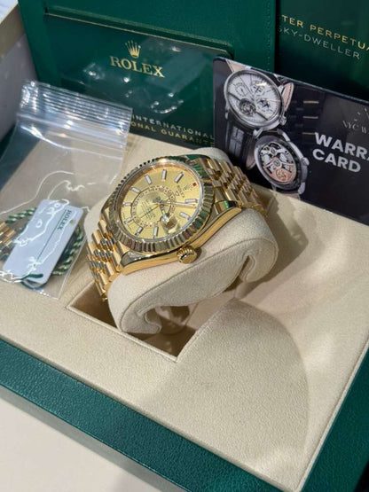 Rolex Sky Dweller - 42 MM - Yellow Gold - Champagne Dial - 336938-0004