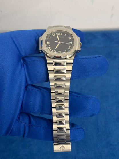 Patek Philippe Nautilus - 37.5 MM - Steel - 3800/1A-001