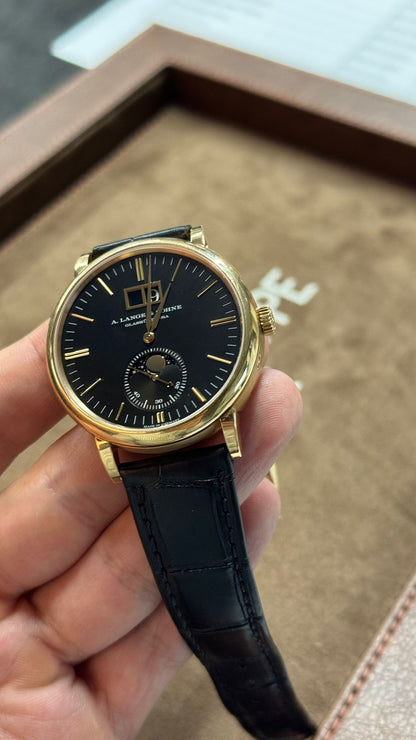 A.Lange & Söhne Saxonia Moonphase - 40 MM - Rose Gold - Black Dial - 384.031