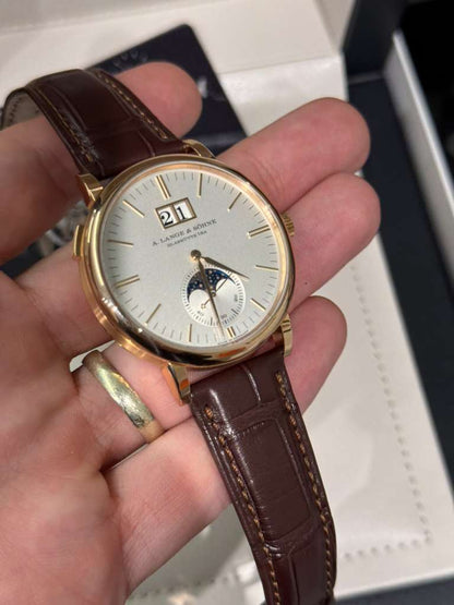 A.Lange & Söhne Saxonia Moonphase - 40 MM - Rose Gold - Silver Dial - 384.032