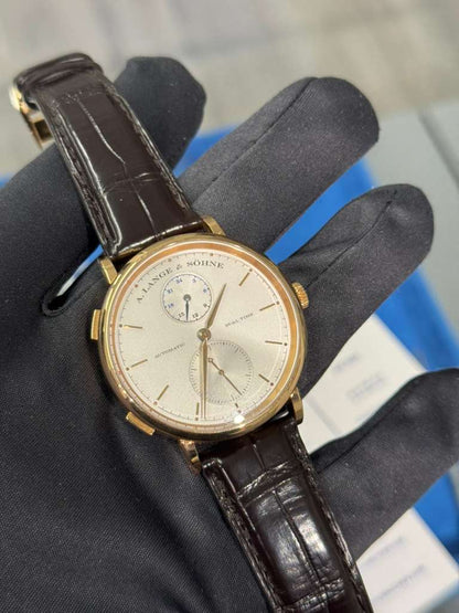 A.Lange & Söhne Saxonia Dual Time - 40 MM - Rose Gold - Silver Dial - 385.032