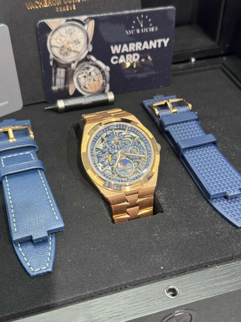 Vacheron Constantin - Overseas - Perpetual Calendar Ultra-thin - 41.5 MM - Rose Gold - Skeleton Dial - 4300V/220R-B642