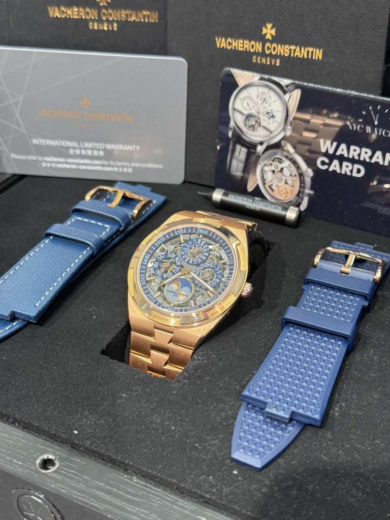 Vacheron Constantin - Overseas - Perpetual Calendar Ultra-thin - 41.5 MM - Rose Gold - Skeleton Dial - 4300V/220R-B642