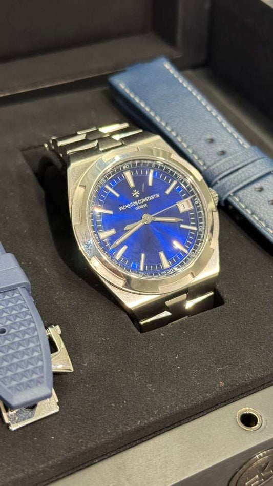 Vacheron Constantin Overseas Stainless Steel 41 MM - Stainless Steel Bracelet - Blue Dial - 4500V/110A-B128