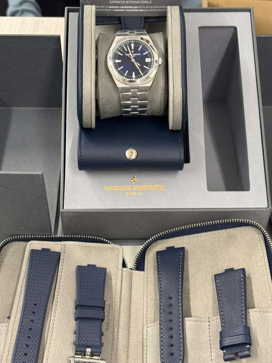Vacheron Constantin - Overseas - 41 MM - Stainless Steel - Blue Dial - 4520V/210A-B128
