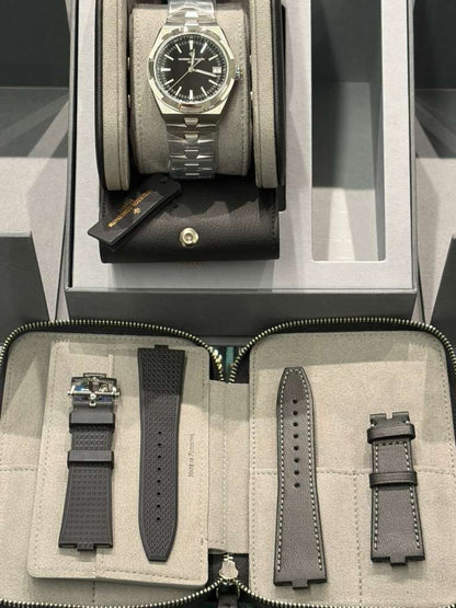 Vacheron Constantin Overseas Stainless Steel 41 MM - Stainless Steel Bracelet - Black Dial - 4520V/210A-B483