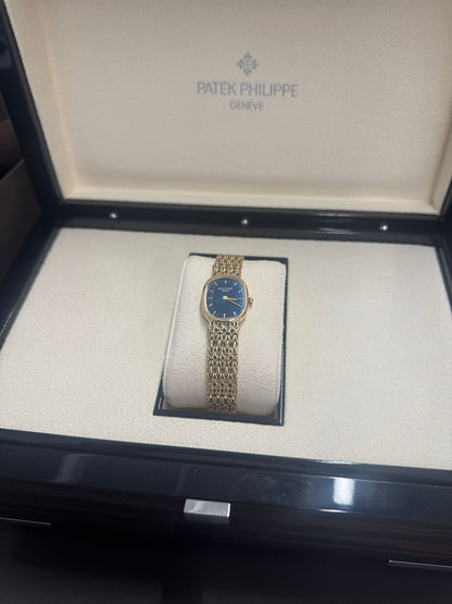 Patek Philippe Golden Ellipse - Yellow Gold - 20 MM x 23.5 MM - Blue Dial - 4764/1j