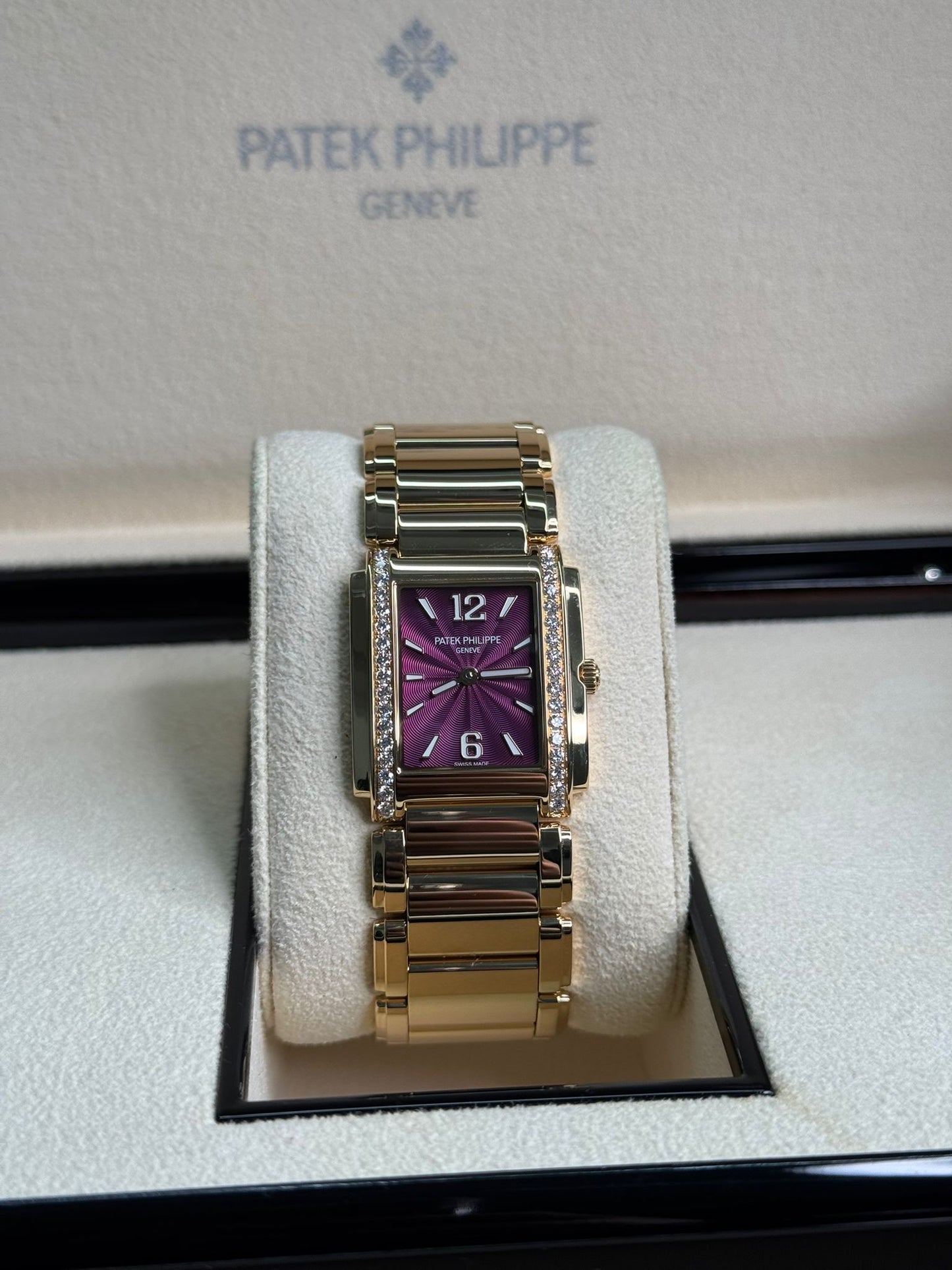 Patek Philippe - Twenty-4 - 25 x 30 MM - Rose Gold - Purple Dial - 4910-1201R-010