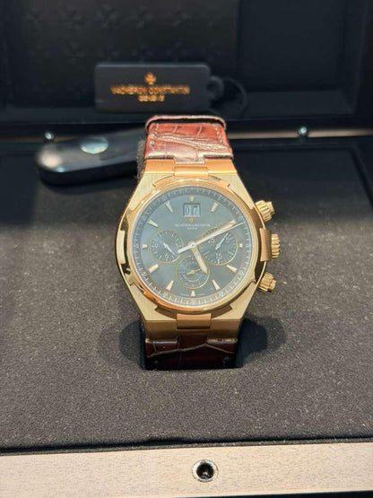 Vacheron Constantin Overseas Chronograph - 42 MM - Yellow Gold - Grey Dial - 49150/000R-9338