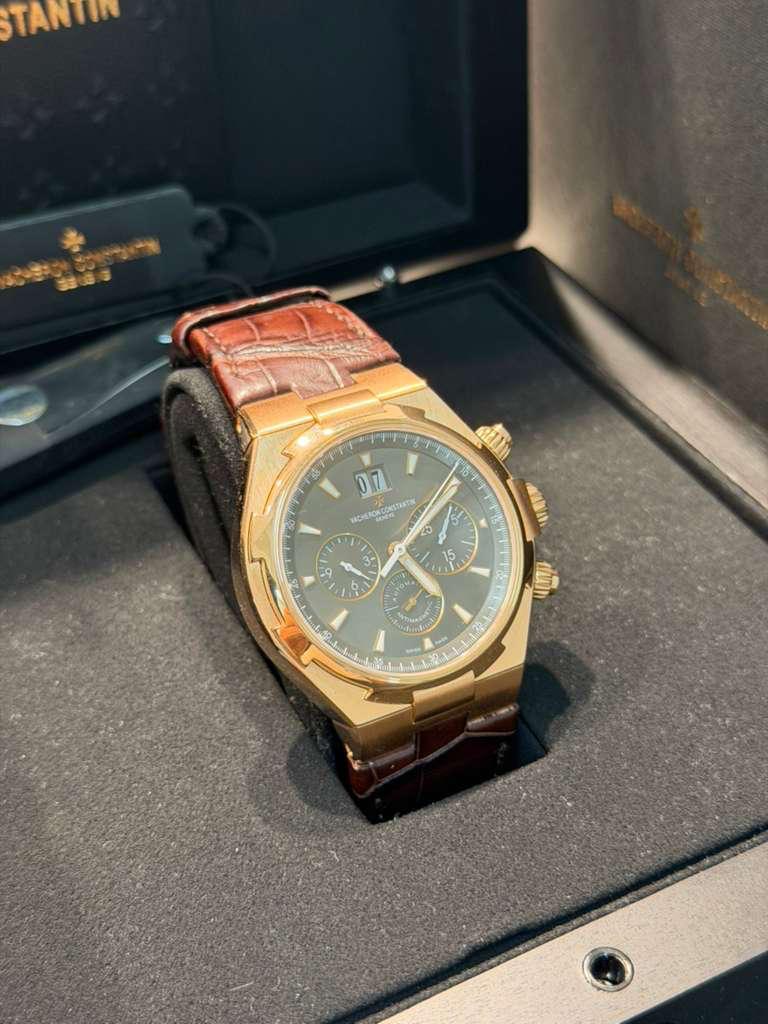 Vacheron Constantin Overseas Chronograph - 42 MM - Yellow Gold - Grey Dial - 49150/000R-9338
