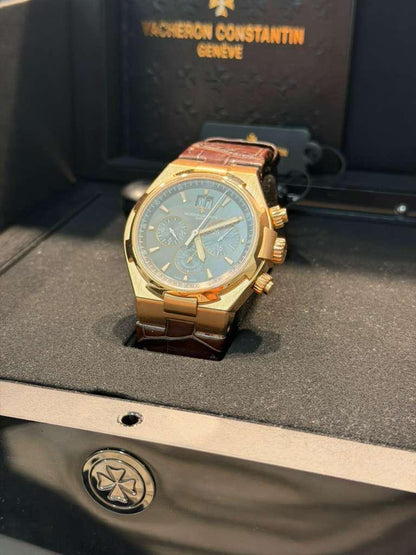 Vacheron Constantin Overseas Chronograph - 42 MM - Yellow Gold - Grey Dial - 49150/000R-9338