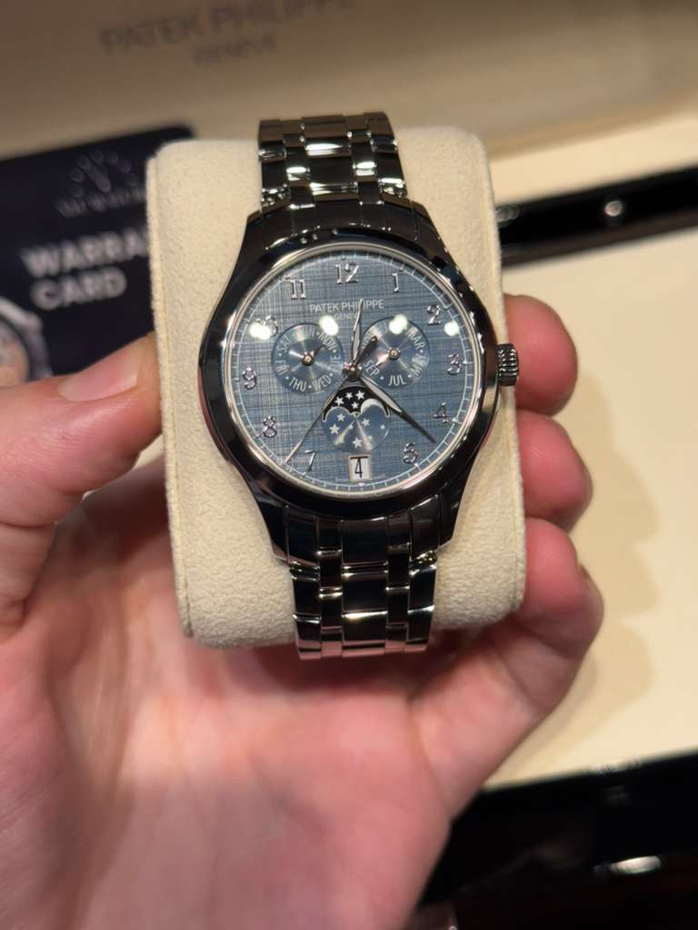 Patek Philippe Complications - 38 MM - Steel - 4947/1A-001
