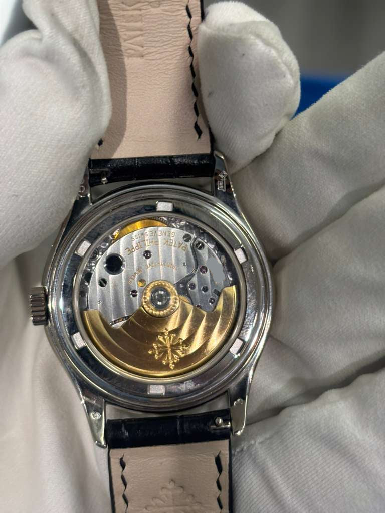 Patek Philippe Complications - Annual Calendar - White Gold - 37 MM - 5035G