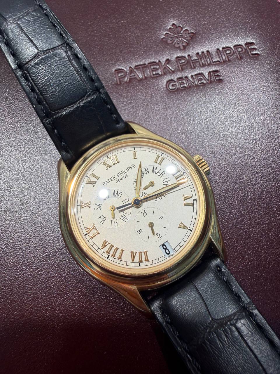 Patek Philippe Complications - Annual Calendar - 37 MM - Yellow Gold - 5035J-001