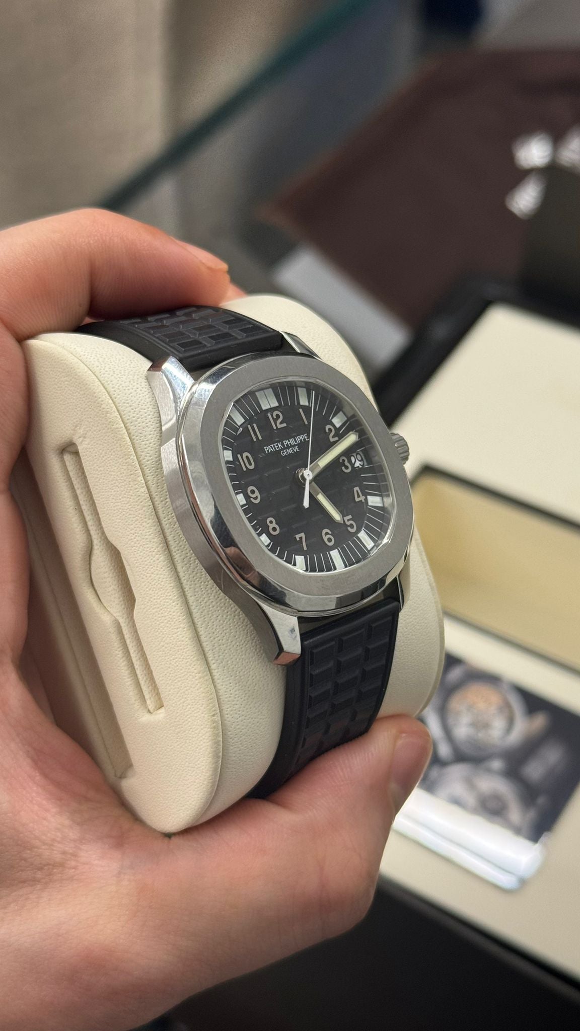 Patek Philippe Aquanaut - 37 MM - Steel - 5065A-001