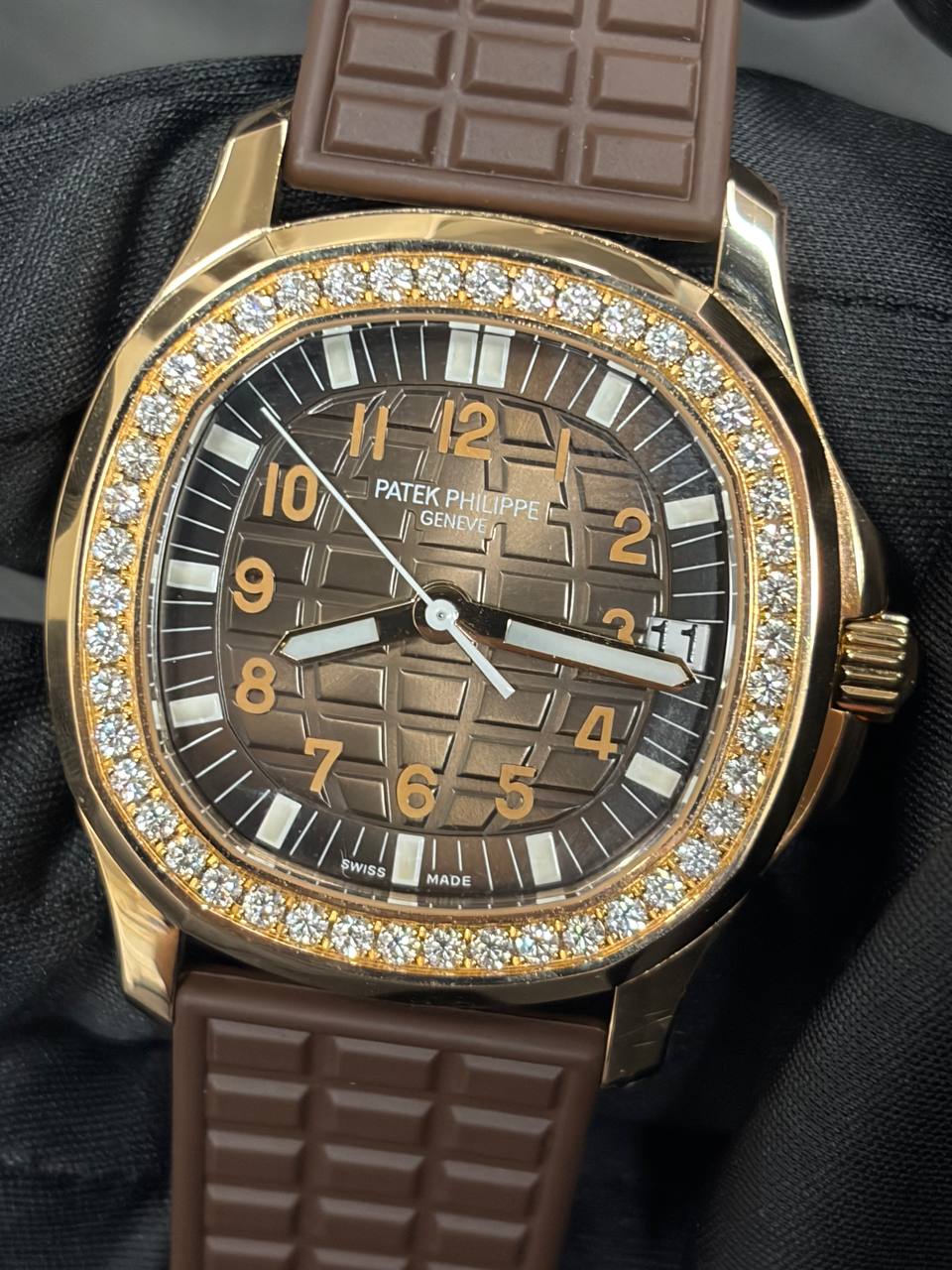 Patek Philippe Aquanaut Luce - 36 MM - Rose Gold - Brown Dial - Diamond Bezel - 5068R-001