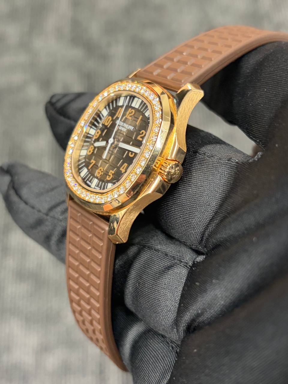Patek Philippe Aquanaut Luce - 36 MM - Rose Gold - Brown Dial - Diamond Bezel - 5068R-001