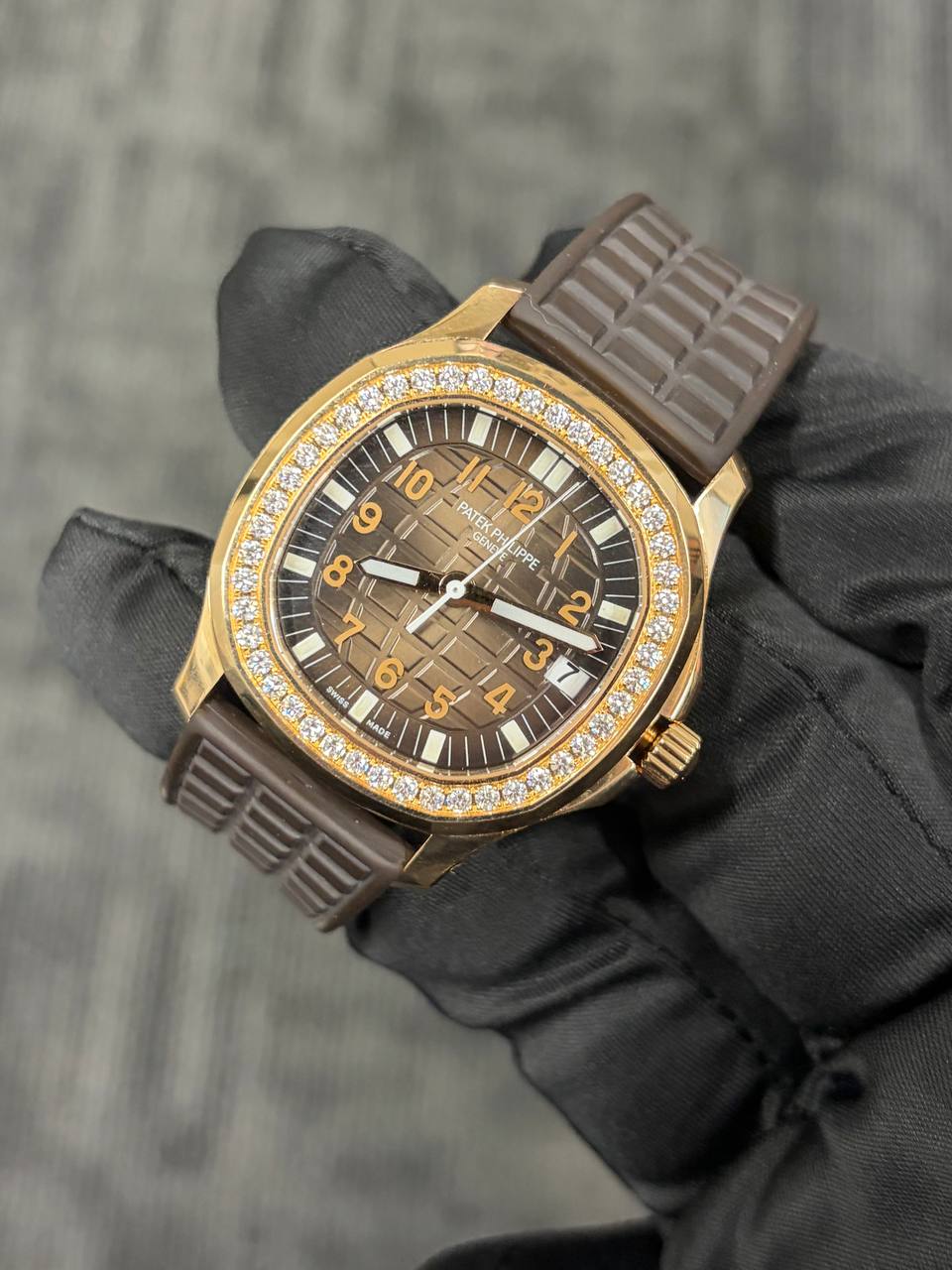 Patek Philippe Aquanaut Luce - 36 MM - Rose Gold - Brown Dial - Diamond Bezel - 5068R-001