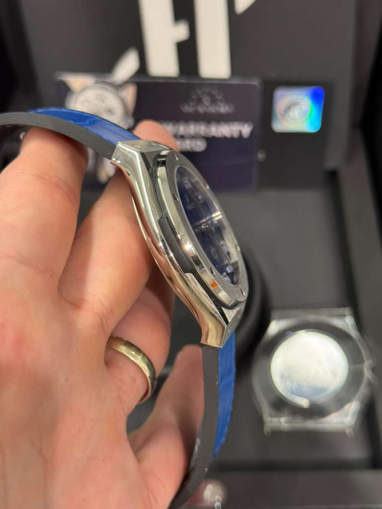 Hublot Classic Fusion Titanium Blue - 70th Anniversary Israel - Limited Edition - 45 MM - Blue Strap - Blue Dial - 511.NX.7170.LR.ISL18