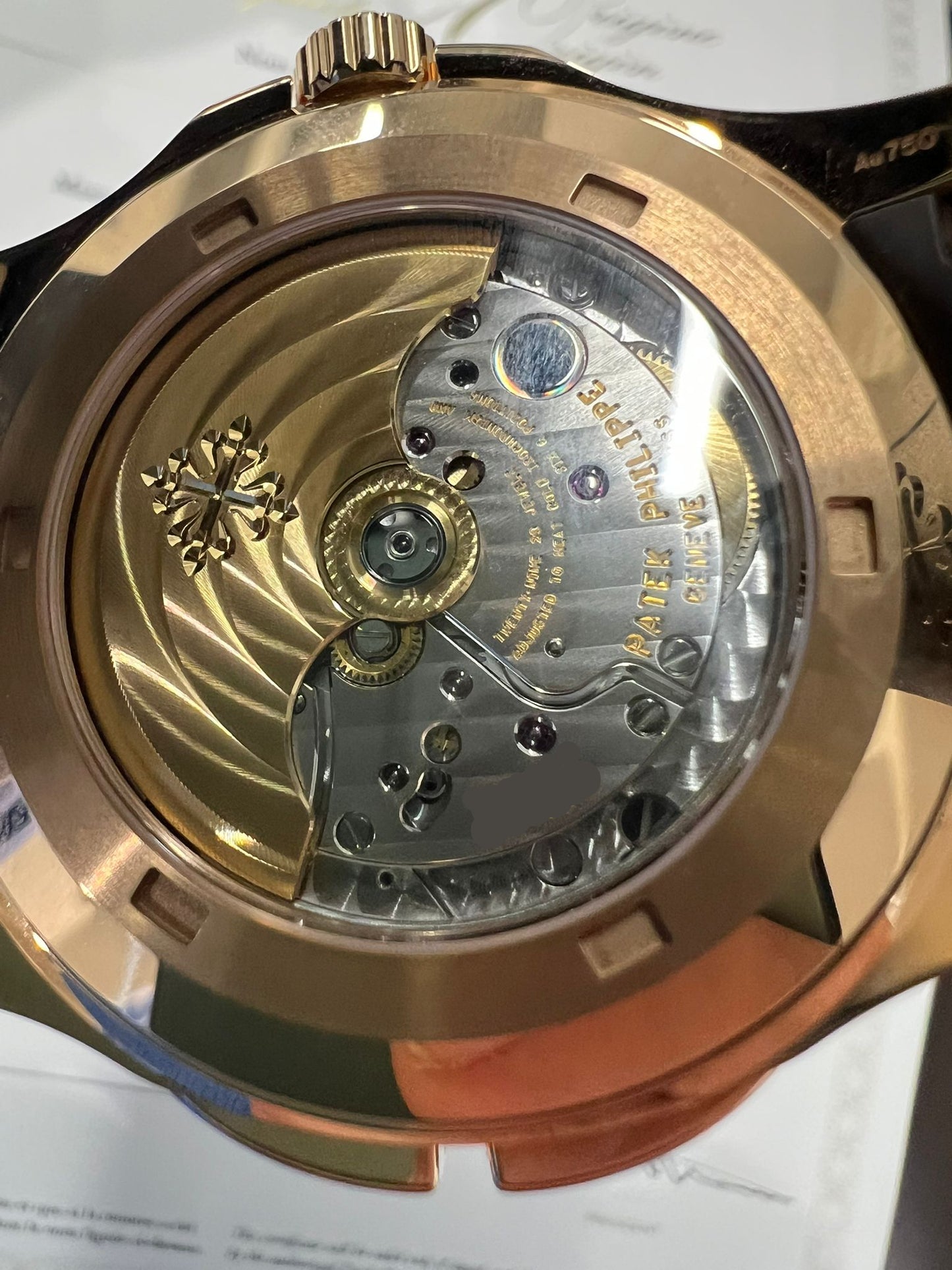 Patek Philippe Aquanaut - Travel Time - 40.8MM - Rose Gold - 5164R-001