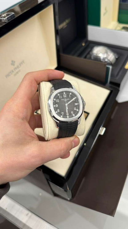 Patek Philippe Aquanaut - 40 MM - Steel - 5167A-001