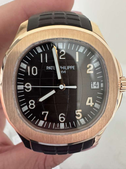 Patek Philippe Aquanaut - 40MM - Rose Gold - 5167R-001