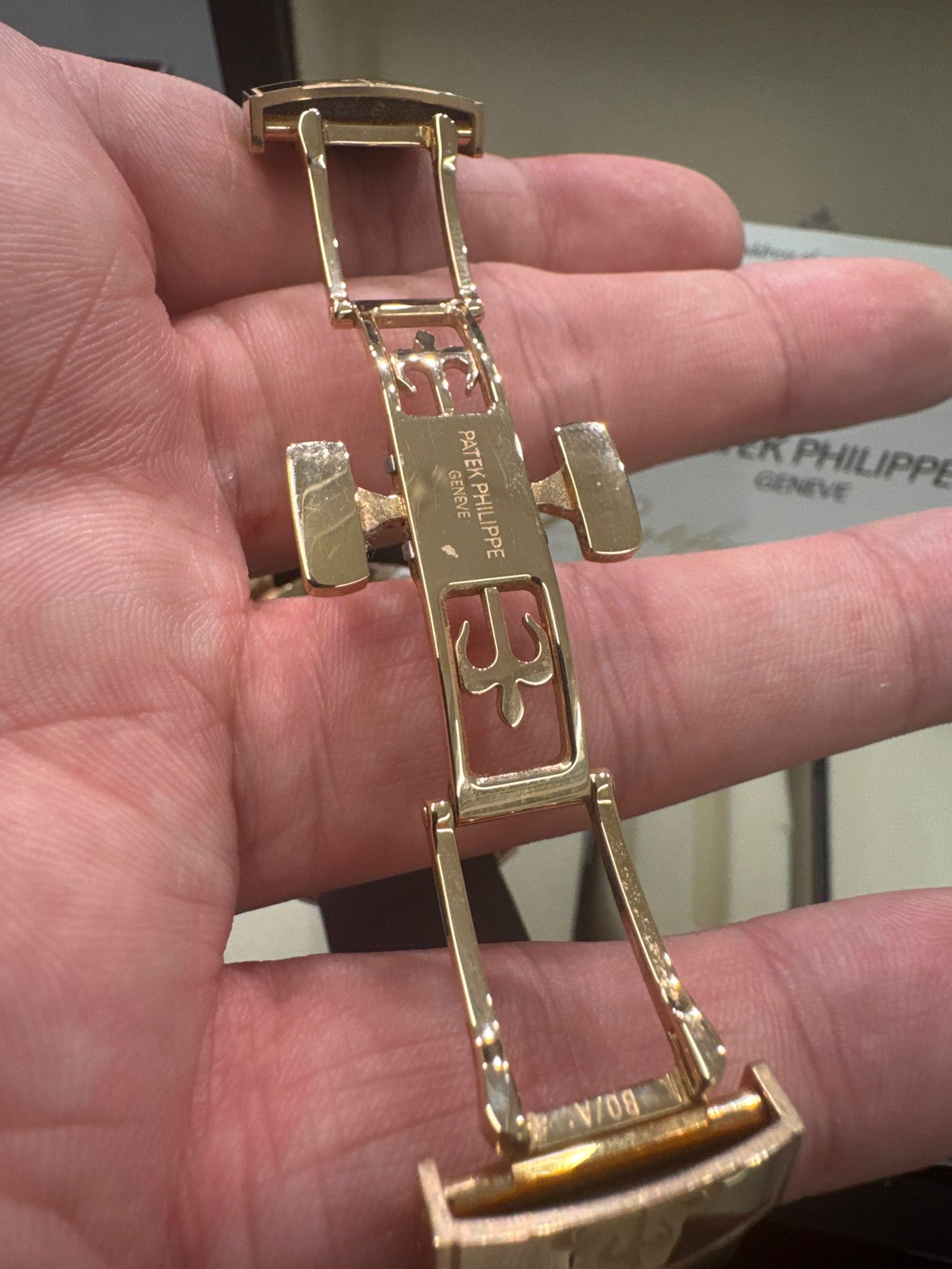 Patek Philippe Aquanaut - 40MM - Rose Gold - 5167R-001