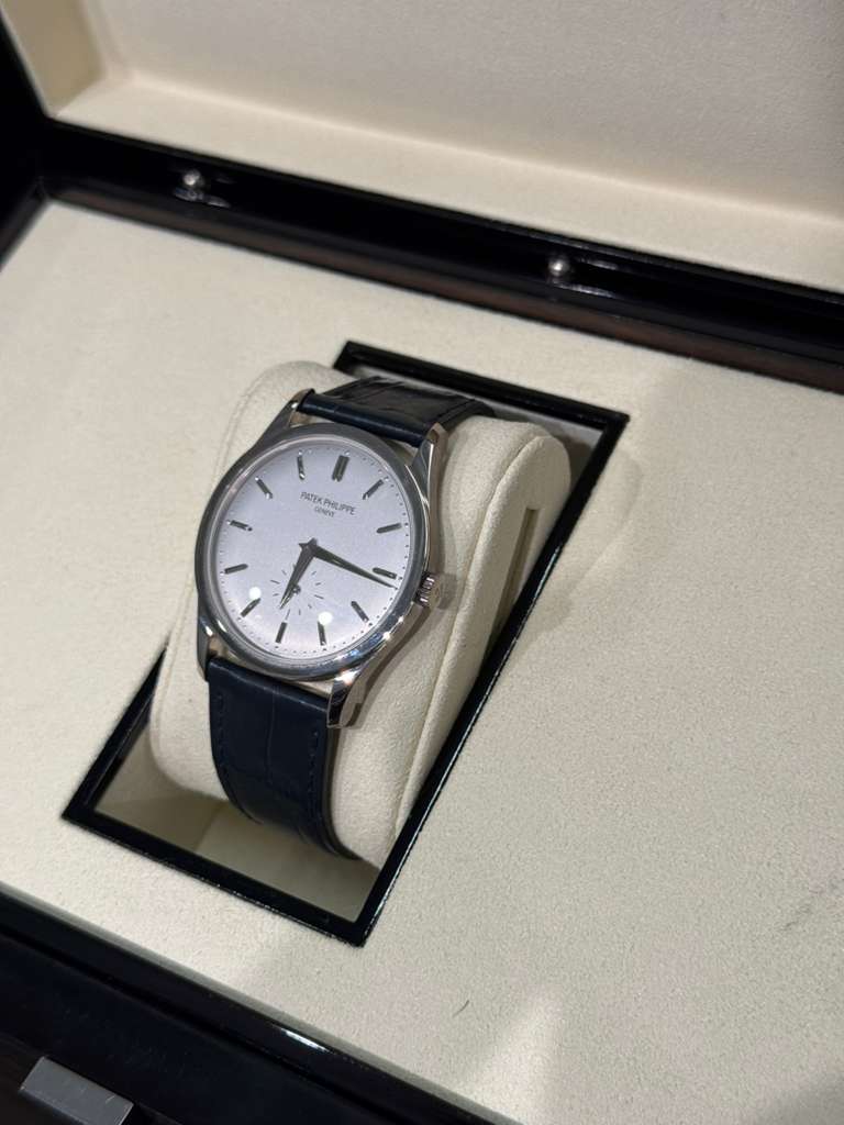 Patek Philippe Calatrava - 37 MM - White Gold - 5196G