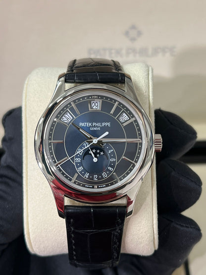 Patek Philippe Complications - Moonphase - 40 MM - White Gold - 5205G-013