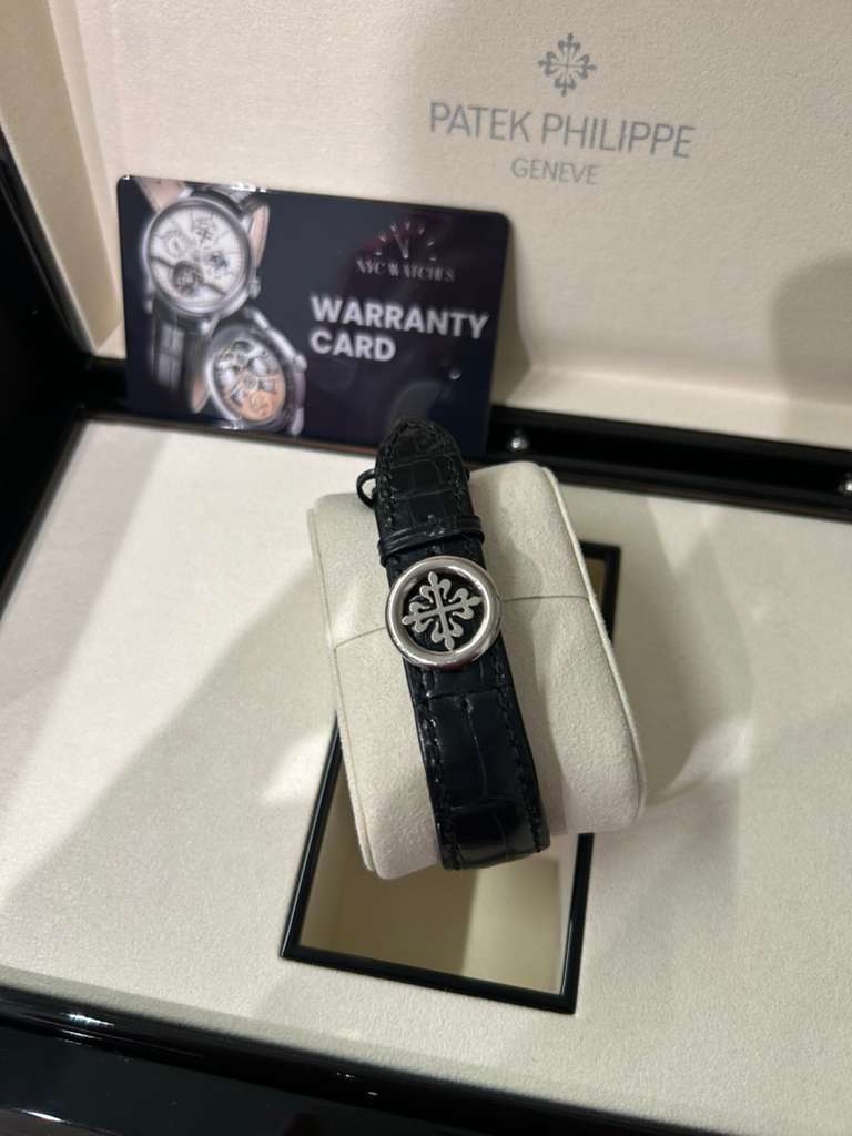 Patek Philippe Complications - Moonphase - 40 MM - White Gold - 5205G-013