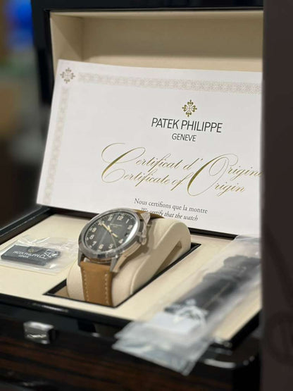Patek Philippe Calatrava - 40 MM - White Gold - 5226G-001
