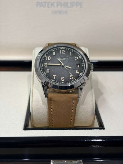 Patek Philippe Calatrava - 40 MM - White Gold - 5226G-001