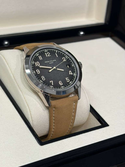 Patek Philippe Calatrava - 40 MM - White Gold - 5226G-001