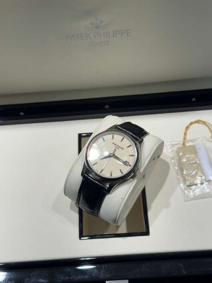 Patek Philippe Calatrava - 38 MM - White Gold - 5227G-001