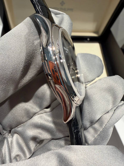 Patek Philippe Calatrava - 39 MM - White Gold - 5227G-010